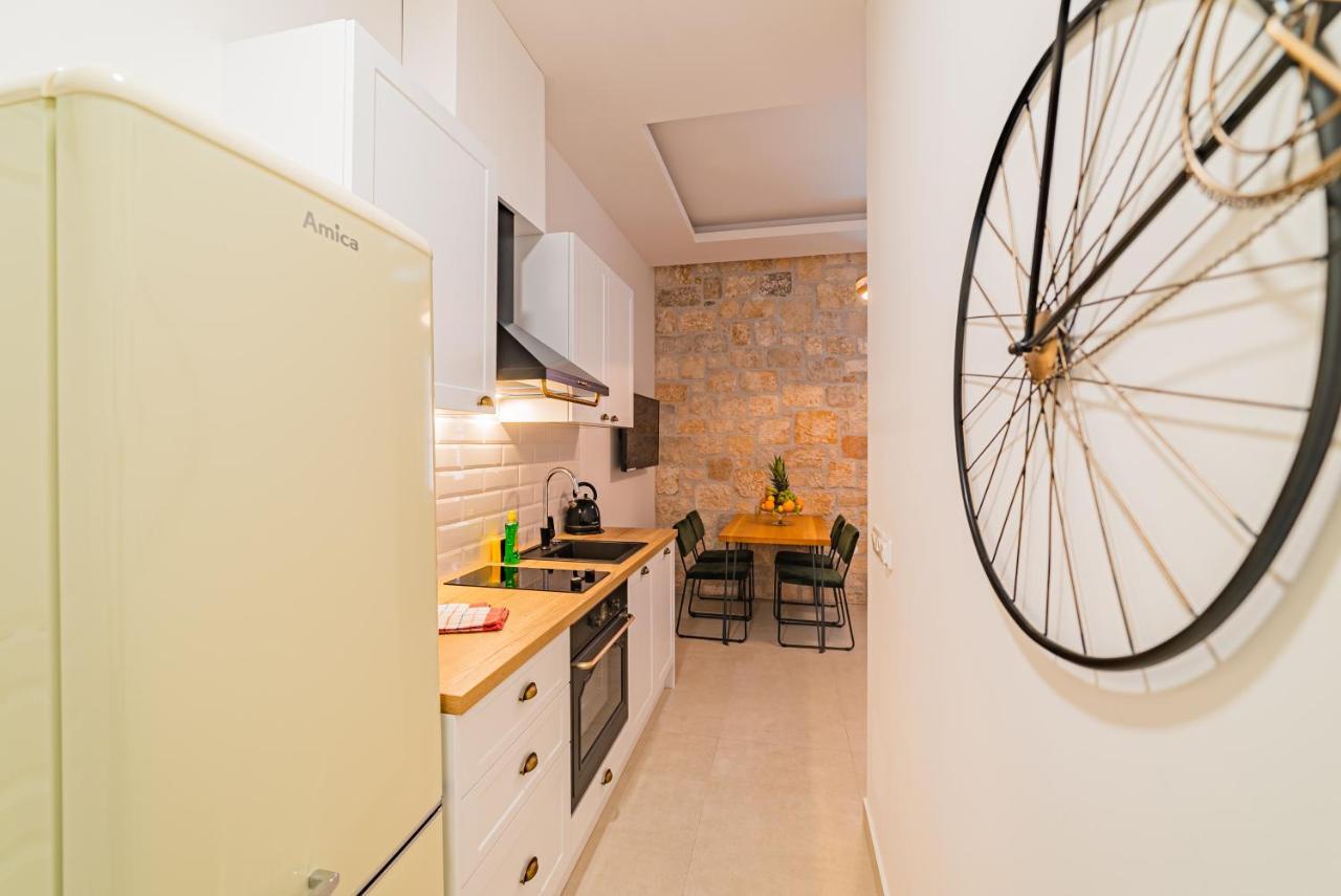Apartman Lena Centar Bol Extérieur photo