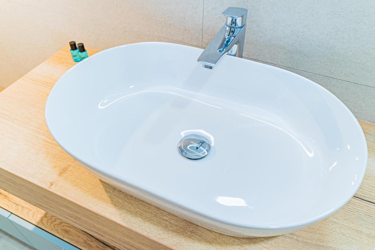 Apartman Lena Centar Bol Extérieur photo