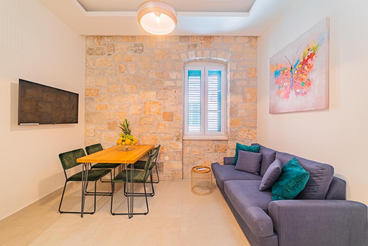 Apartman Lena Centar Bol Extérieur photo